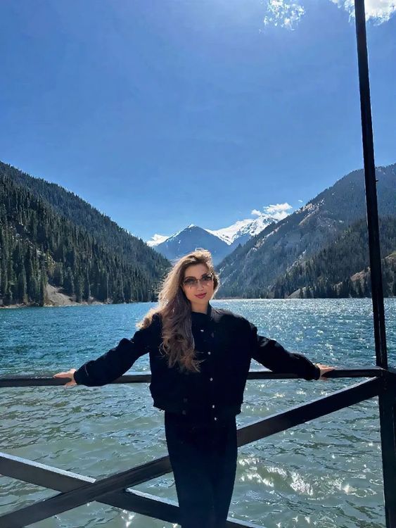 Amira